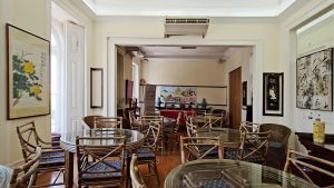 Foto do salão principal da Fundação Casa de Macau